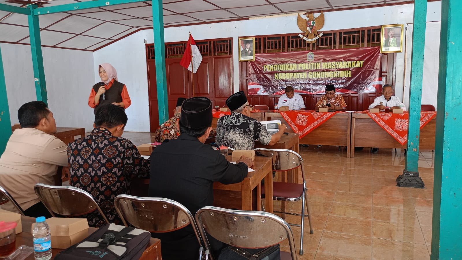 Kegiatan Pendidikan Politik Masyarakat di Kalurahan Watusigar