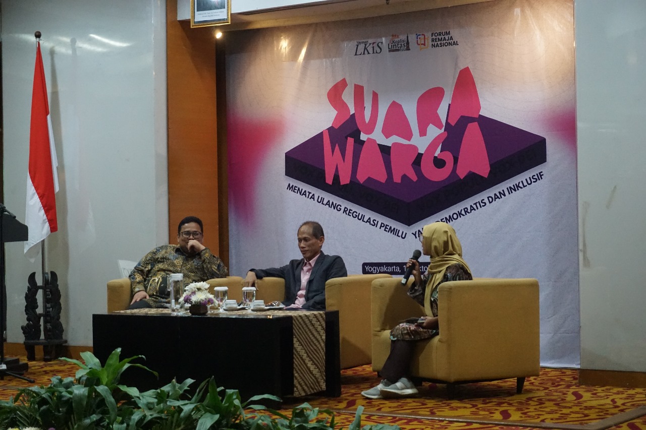 Kegiatan Diskusi Publik