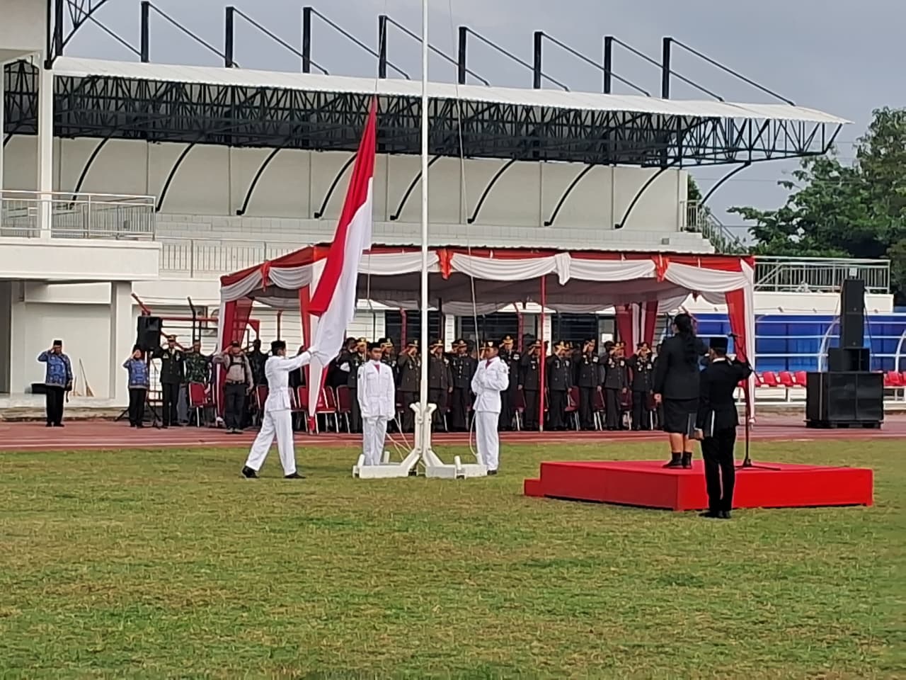 Proses Upacara Hari Pahlawan
