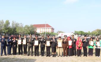 Upacara HUT Bhayangkara ke-79