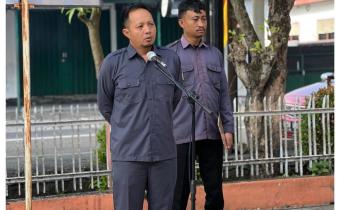 Apel rutin hari Senin