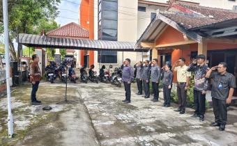 Pelaksanaan Apel di Halaman Bawaslu Gunungkidul